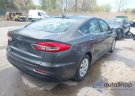 2019 Ford Fusion S из США, поврежденный, VIN 3FA6P0G76KR247492